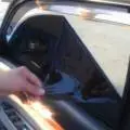Снять тонировку с лобового, боковых и заднего стекла в Москве